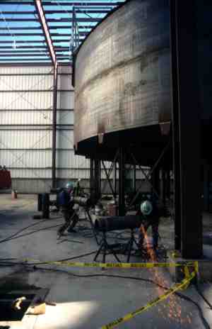 Construction of the California Gulch water-treatment plant in 1991. ASARCO, designated a leading ”potentially responsible party” under Superfund rulings, paid for half the plant’s $1.6 million construction cost.