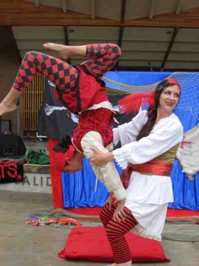 Salida Circus acrobatic performers