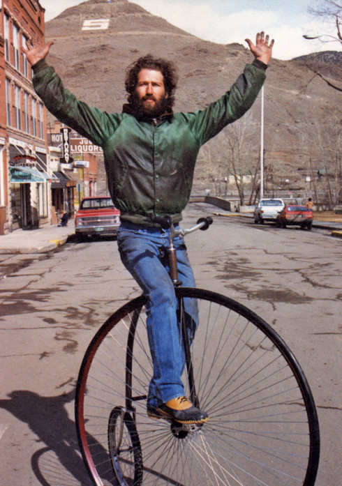 Mike Rust in downtown Salida, 1988. Photo by Jack Chivvis.