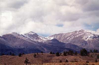 Mt. Elbert on right