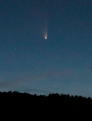 Comet C2011/L4 PanStarrs, looking towards Salida, May 22. The image required clean air and dark skies. There is no light pollution at all between Guffey and Salida. Photo by Chris L Peterson Cloudbait Observatory http://www.cloudbait.com 