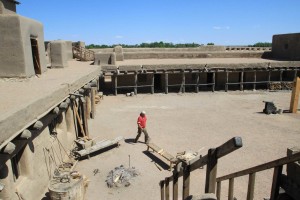 Located near La Junta, this replica of Bent’s Old Fort was reconstructed on the fort’s original site and is operated by the National Park Service. It is a large structure with specialized rooms for living quarters, stores and fur trading. Photo by Ken Jessen.
